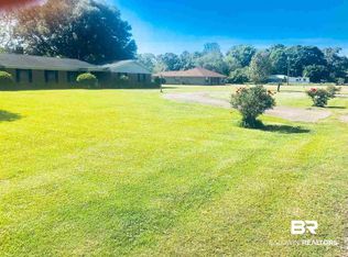 1401 N Armstrong Ave, Bay Minette, AL 36507