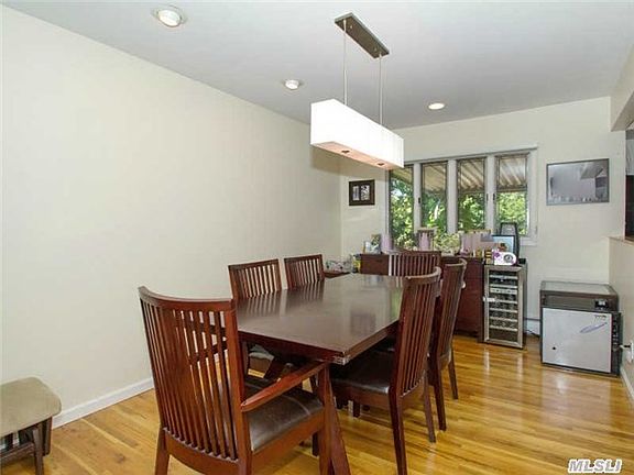5th image of 17 Fairway Dr