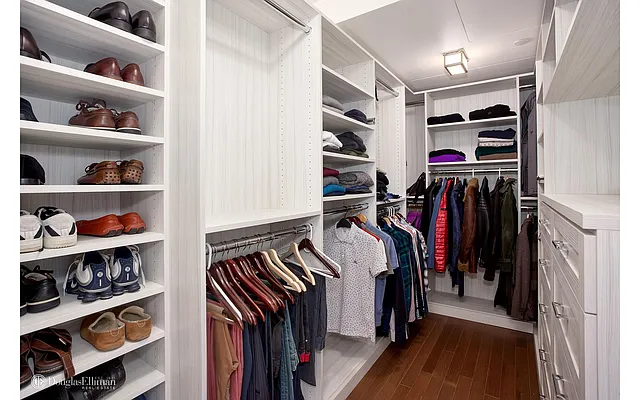 Sold by Douglas Elliman | media 19