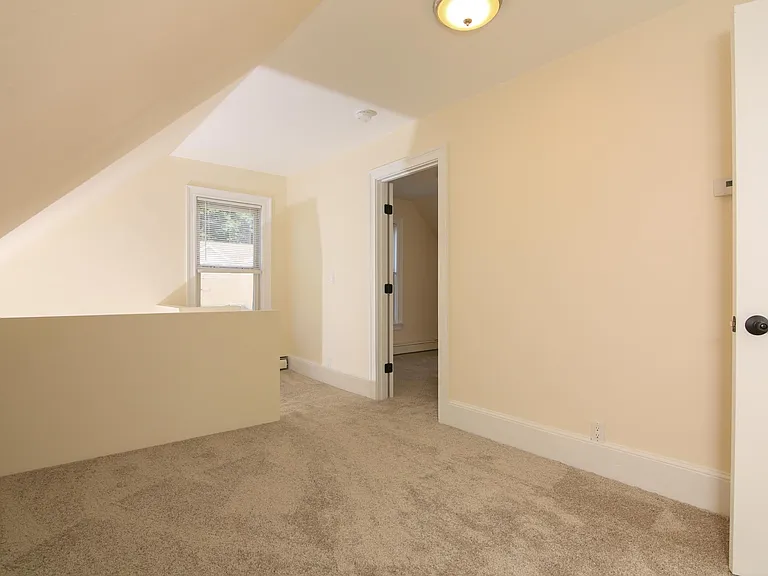 34 Warner St #3 — Photo 6