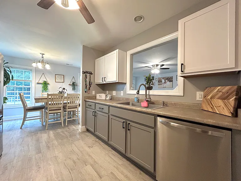 106 Camellia Creek Dr — Photo 17