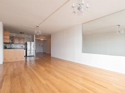 7004 Blvd E APT 19C, Guttenberg, NJ, 07093