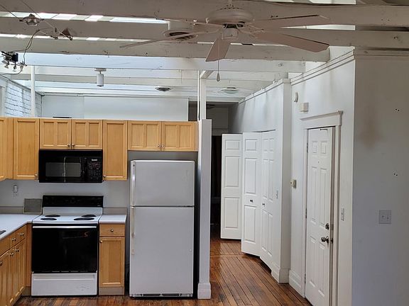 2nd image of 67 W Huron St #1/2
