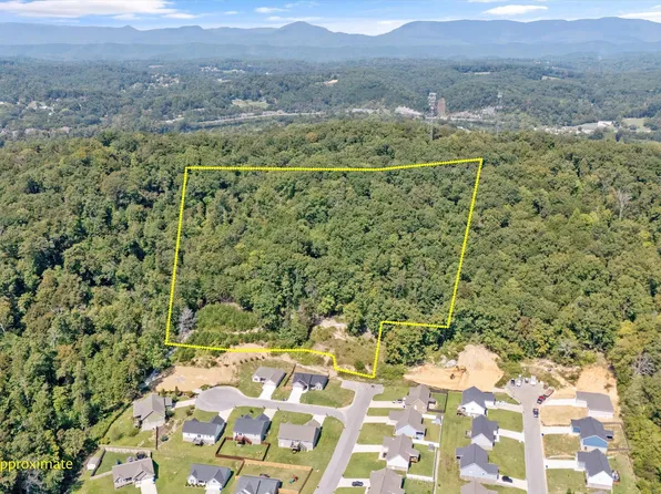 211 Jason Hovater Way, Clinton, TN 37716