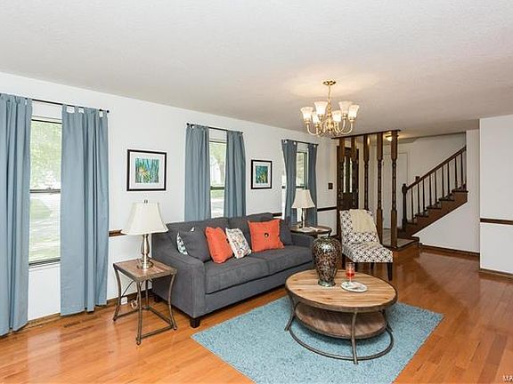 5th image of 7116 Tall Oak Dr