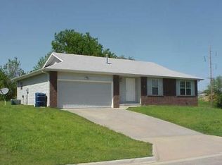 4115 W Madison St, Springfield, MO 65802