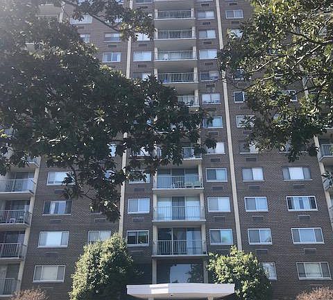 2nd image of 2059 Huntington Ave APT 515