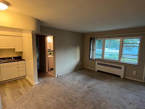 2nd image of 2830 Coolidge Hwy APT 18