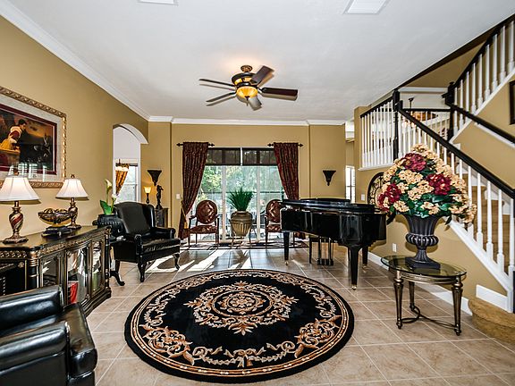 5th image of 14839 Tudor Chase Dr