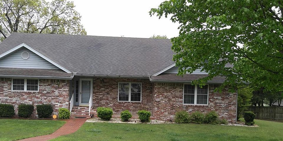 2nd image of 4103 Fairway Dr