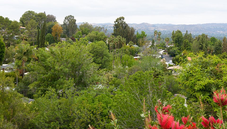 22224 Cass Ave, Woodland Hills, CA 91364 Zillow