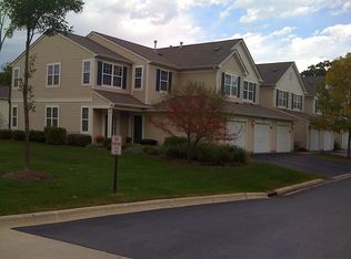 1232 Brookdale Dr, Carpentersville, IL 60110
