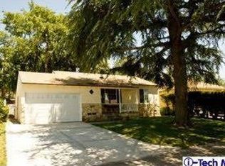 433 Devirian Pl, Altadena, CA 91001