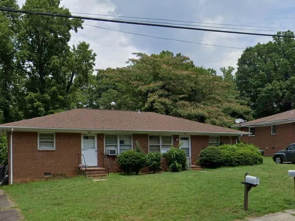 820 Summit Ave #822, Reidsville, NC 27320