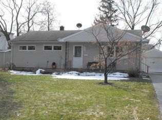 785 Oneida St, Lewiston, NY 14092