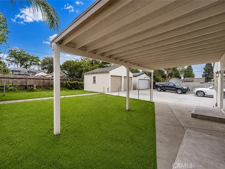 6222 Magnolia Ave — Photo 14