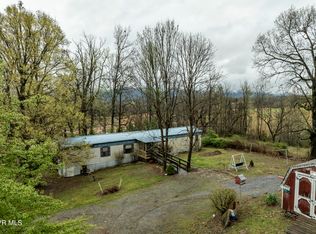 736 Indian Grove Ln, Greeneville, TN 37745