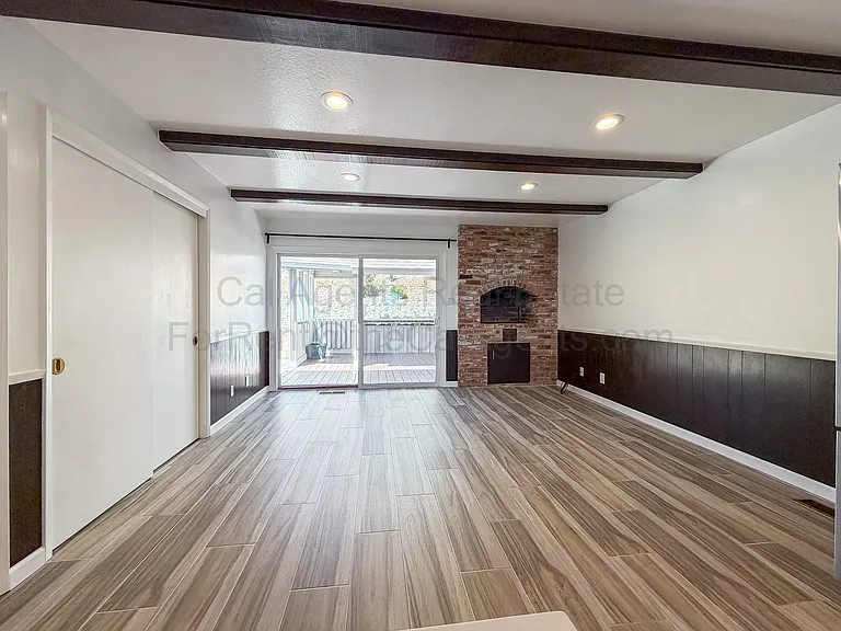6931 Wilson Way — Photo 5