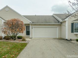 6162 Gleneagle Highlands Dr, Hudsonville, MI 49426