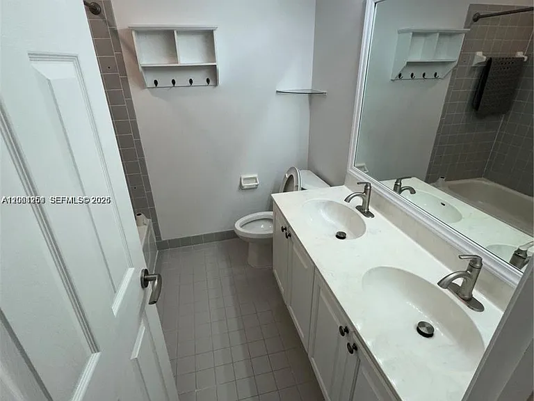 8965 SW 59th Ct — Photo 16