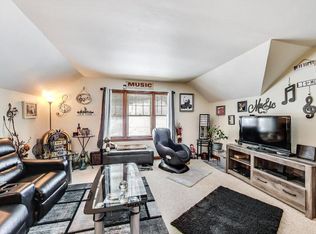 8225 W Hayes Ave, Milwaukee, WI 53219