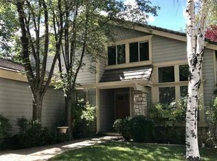 3935 Cedar Creek Ct, Reno, NV 89519