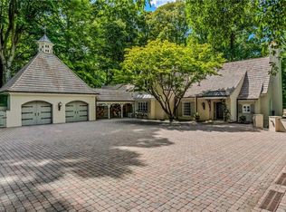 2820 Thornfield Rd, Winston Salem, NC 27106