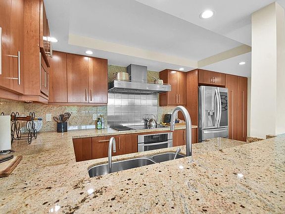 4th image of 1301 River Reach Drive #411