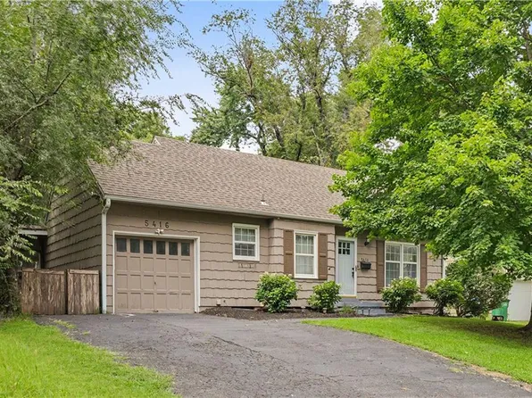 5416 W 51st St, Roeland Park, KS 66205
