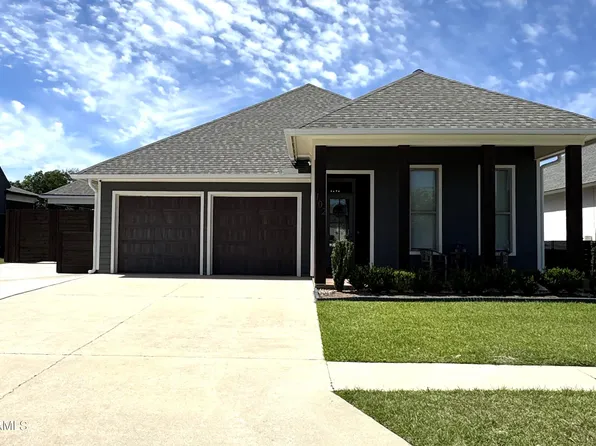 102 Cherrywood Dr, Lafayette, LA 70508