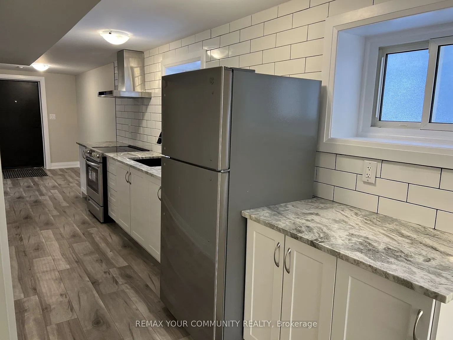 2 bed, $1,900 — Photo 4
