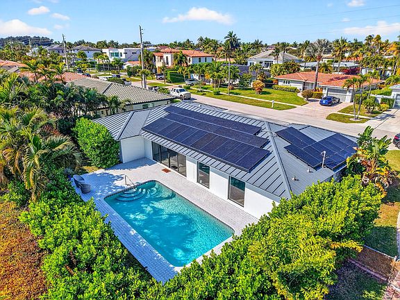 2nd image of 832 Appleby Street