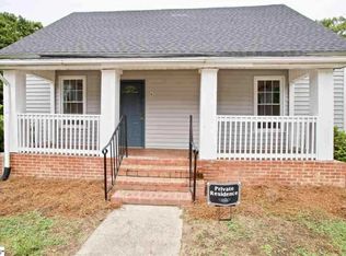 16 Geer St, Greer, SC 29650