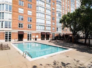 250 E Harbortown Dr #1011/1011, Detroit, MI 48207