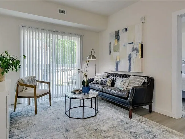 900 Nedy Cir #925 — Photo 3