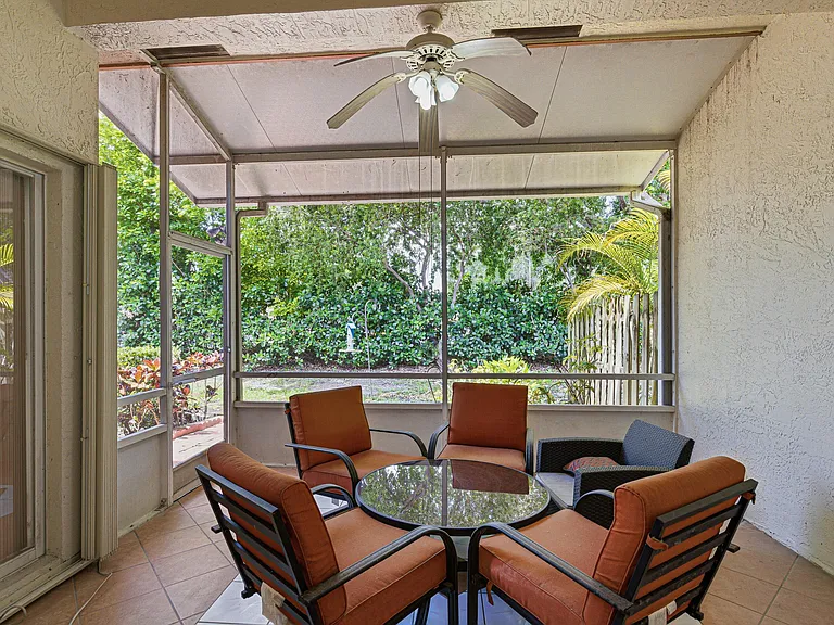 10168 Lombardy Dr #10168 — Photo 18