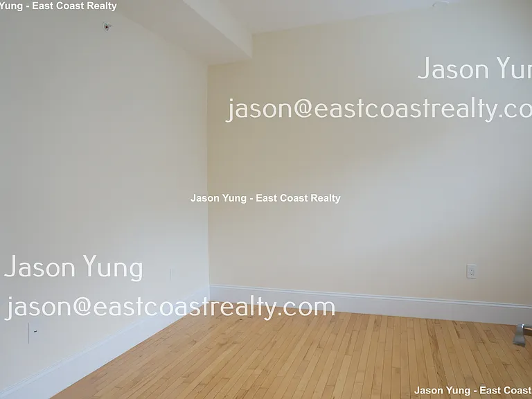 1032 Commonwealth Ave #2 — Photo 11
