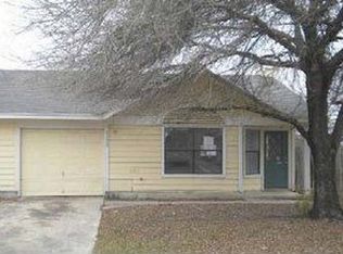 8322 Forest Ridge Dr, San Antonio, TX 78239