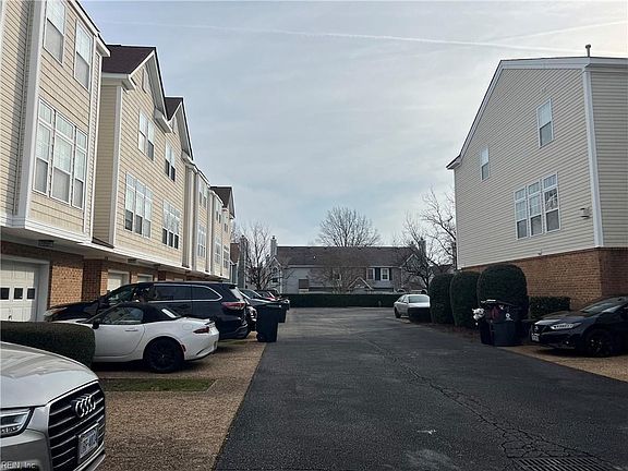 2nd image of 4740 Beach Bay Ct