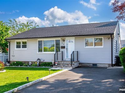 46 Hilltop Ct, Clifton, NJ, 07012