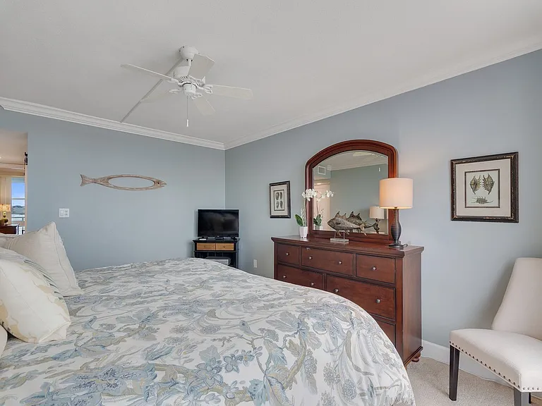 1480 Ocean Dr #5G — Photo 13