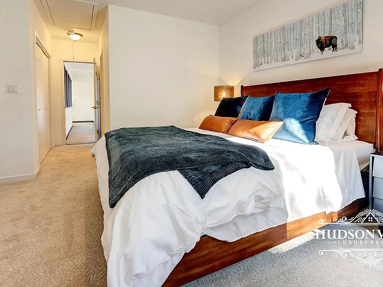 101 S Manor Dr — Photo 8