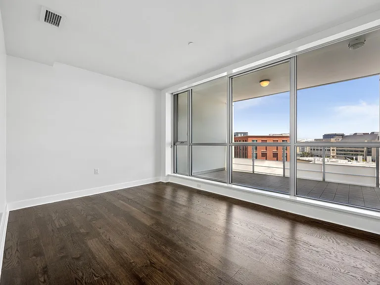 718 Long Bridge St #800 — Photo 38