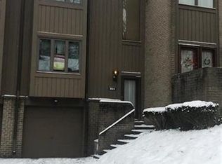 464 Cherry Ct, Pittsburgh, PA