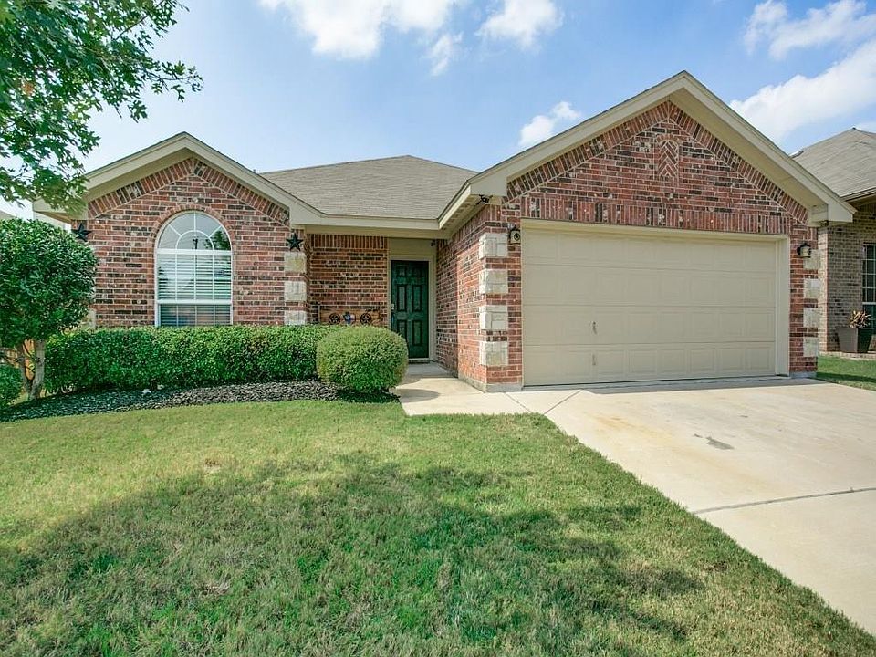 1st image of 8205 Deer Bluff Ln