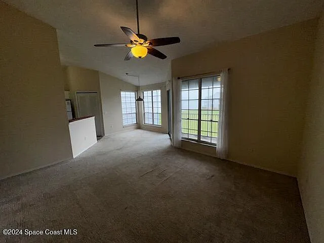 2 bed, 2.0 bath, 1002 sqft, $1,650 — Photo 2