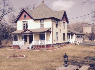34230 Washington Ave, Burlington, WI 53105