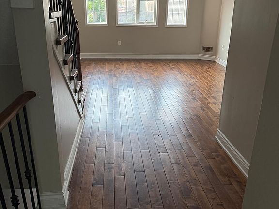 5th image of 76 Spadina Rd #76