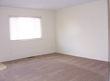 2nd image of 3756 N Portage Pl APT 7