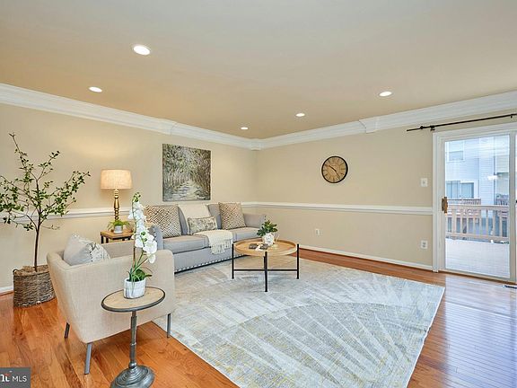 3rd image of 8310 Ewing Pl